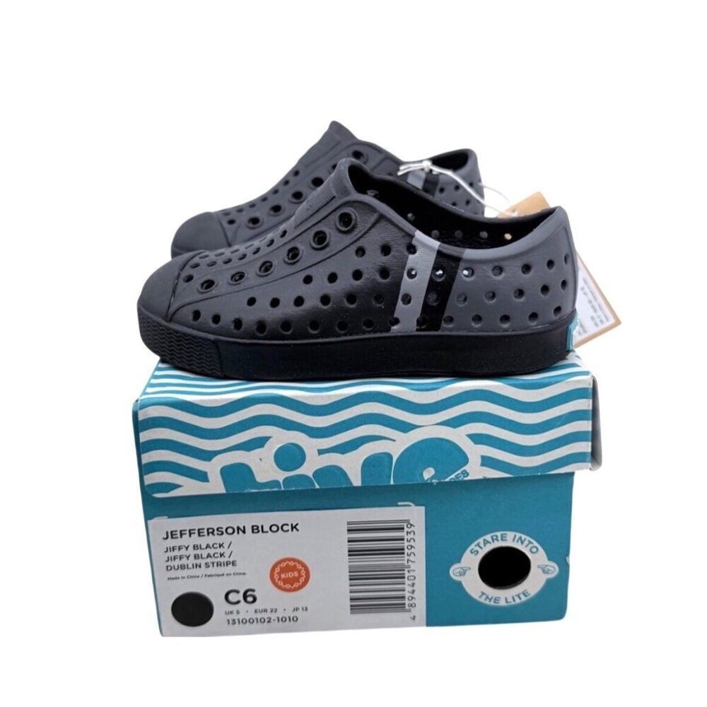 Native Jefferson Kids Slip-On Water Shoes Jiffy Black Dublin Stripe C6 Lightweig